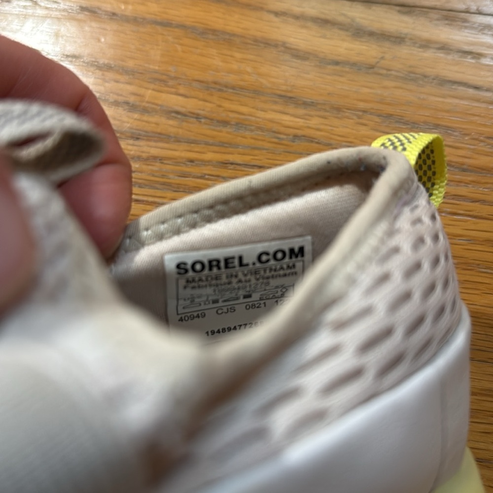 Sorel Sneakers - Picture 4 of 8